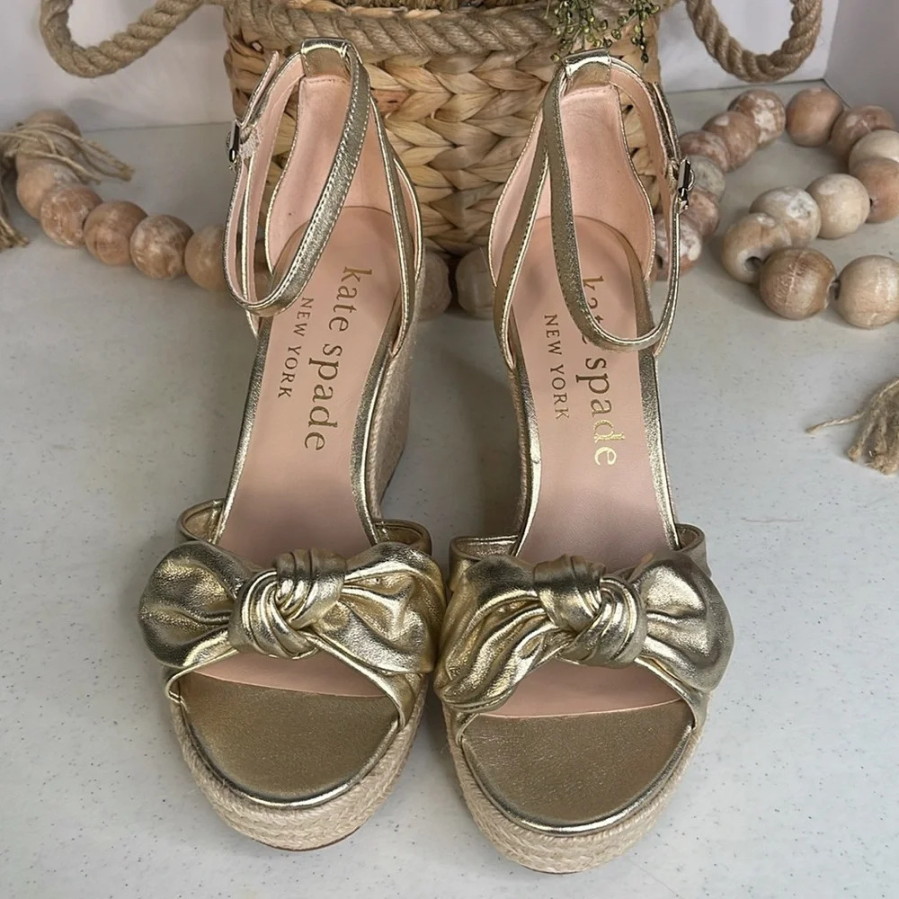 kate spade New York Wedge Sandals Sz. 9.5 Pale Gold - Picture 6 of 11